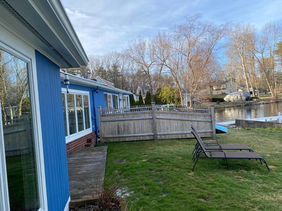 Lake Attitash Waterfront W/ Private Dock エイムズベリー エクステリア 写真